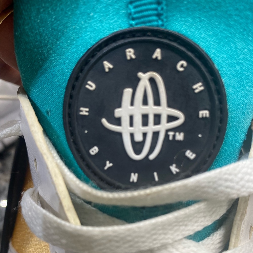 NIKE Huarache Free 2011 QS White/Blue Emerald Size 14 Rare. - Picture 8 of 8